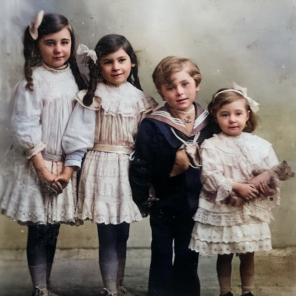 4 enfants vielle photo