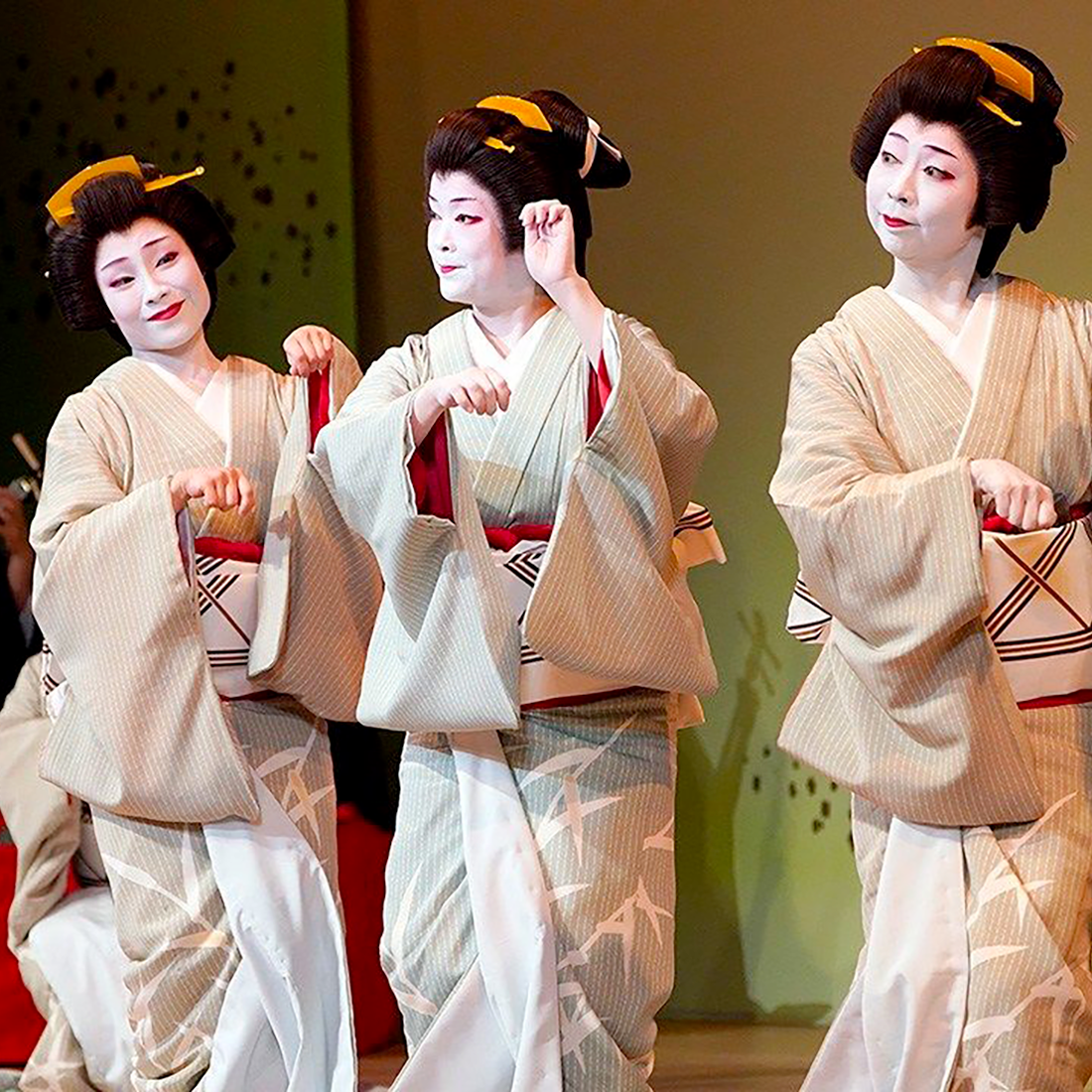 Tros geishas